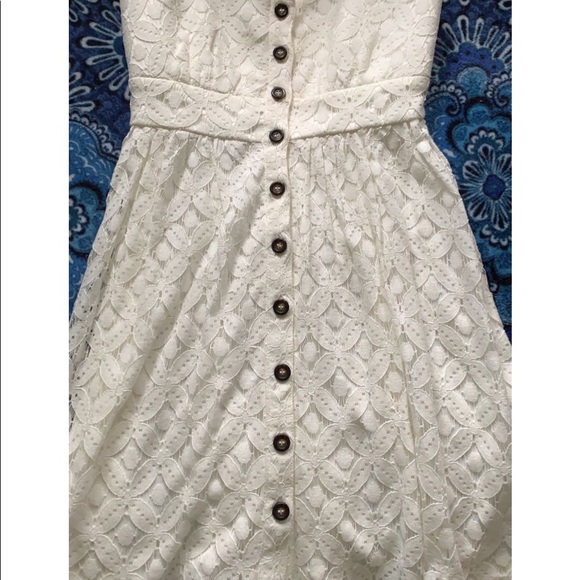 White Charlotte Russe dress - Picture 2 of 4